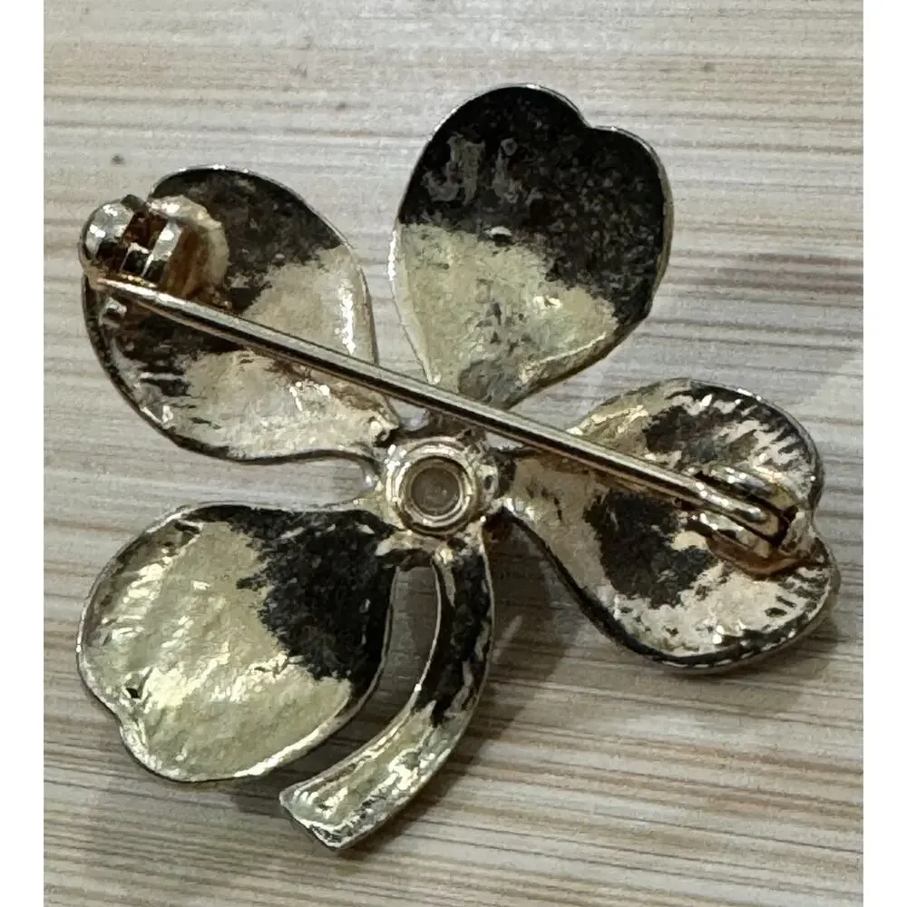 Vintage Green Enamel Shamrock Four Leaf Clover With Pearl Lucky Pin Brooch